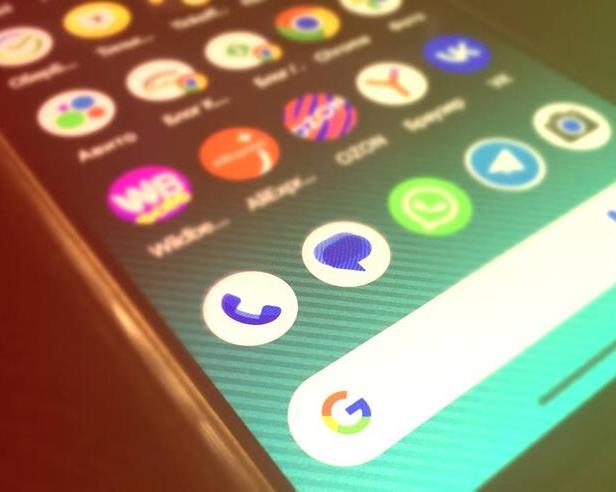 Android 15 значительно улучшит поддержку слуховых аппаратов