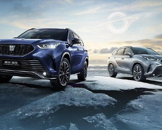 Новая Toyota Crown Land вышла в продажу